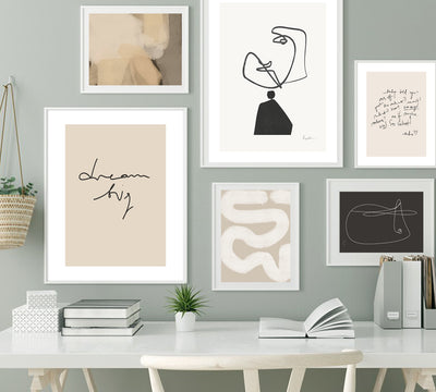 Interior Designer Tips on Gallery Walls